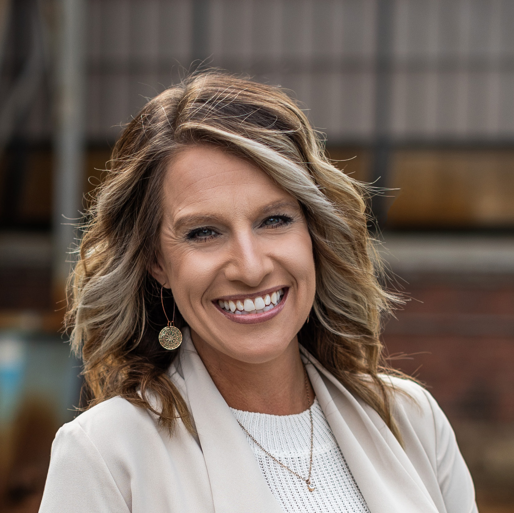 Headshot of Jessica Thompson
